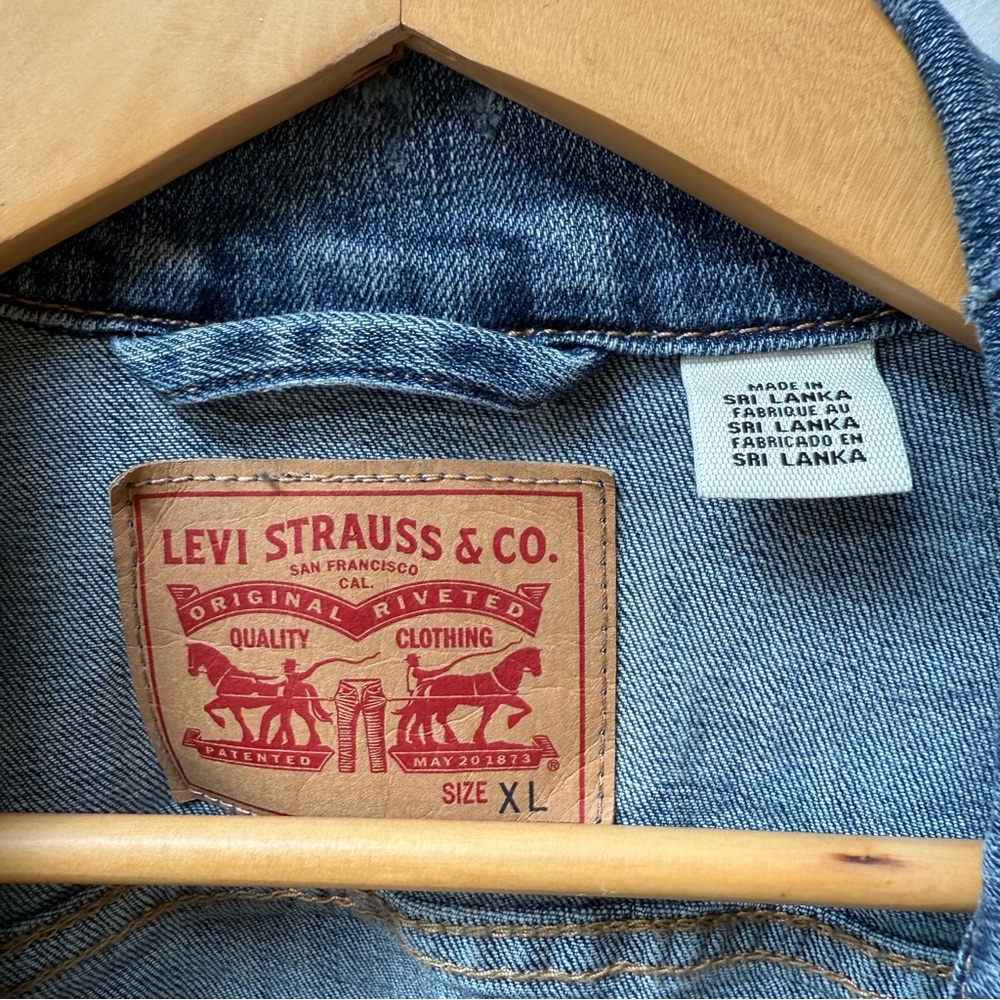Levi's Blue Denim Jean Jacket - Picture 2 of 3